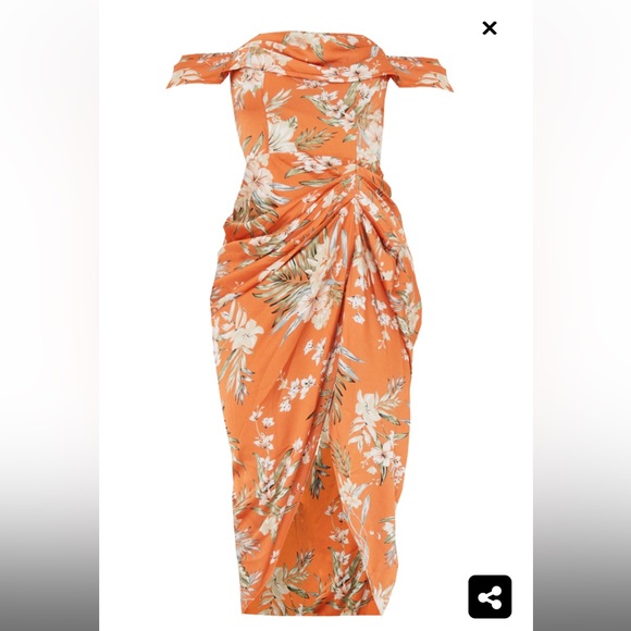 Pretty Little thing floral dress - Picture 2 of 5